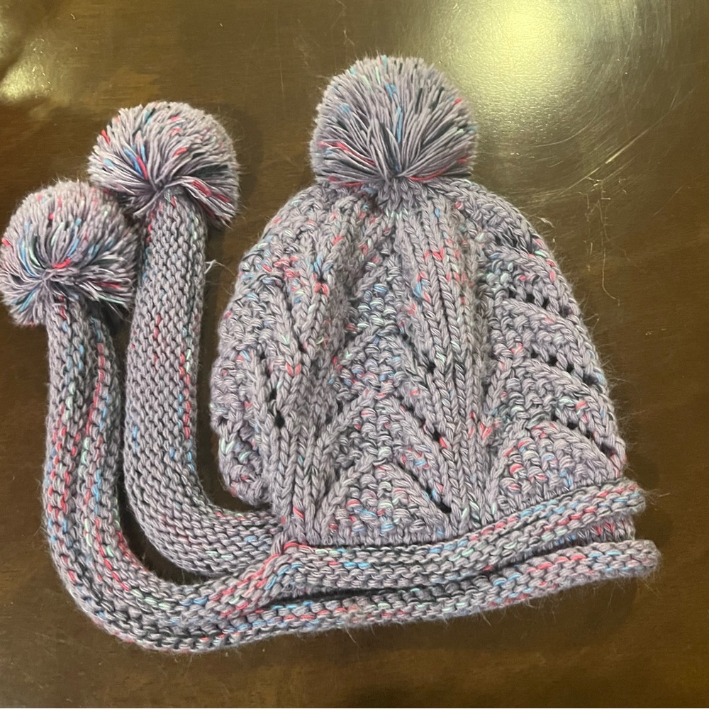 Knit Hat - Picture 2 of 4